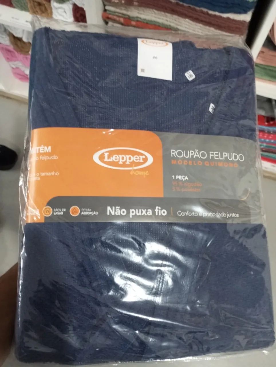 Cama mesa e banho  - Foto 3