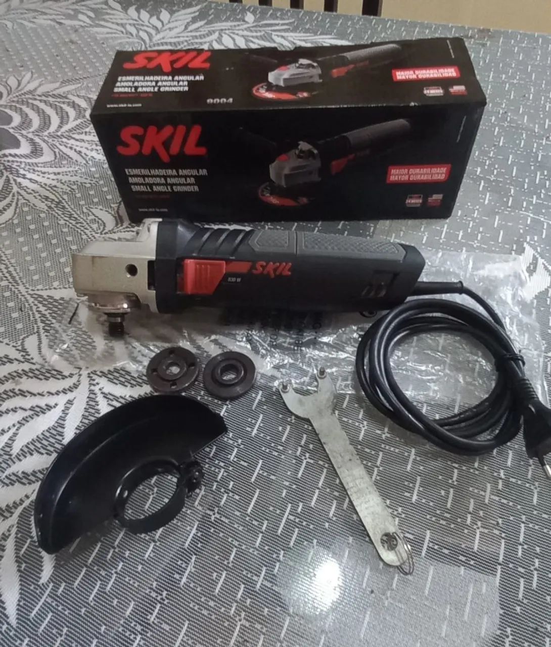 VENDO ESMERILHADEIRA SKIL COMPLETA 