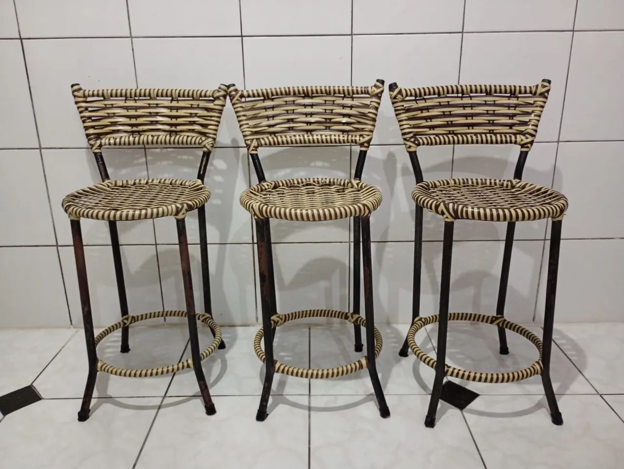 Banquetas Altas de Ferro com Fibra