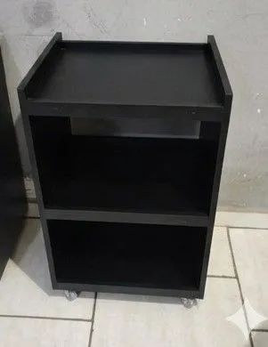 Carrinho auxiliar para salão e barbeiro 