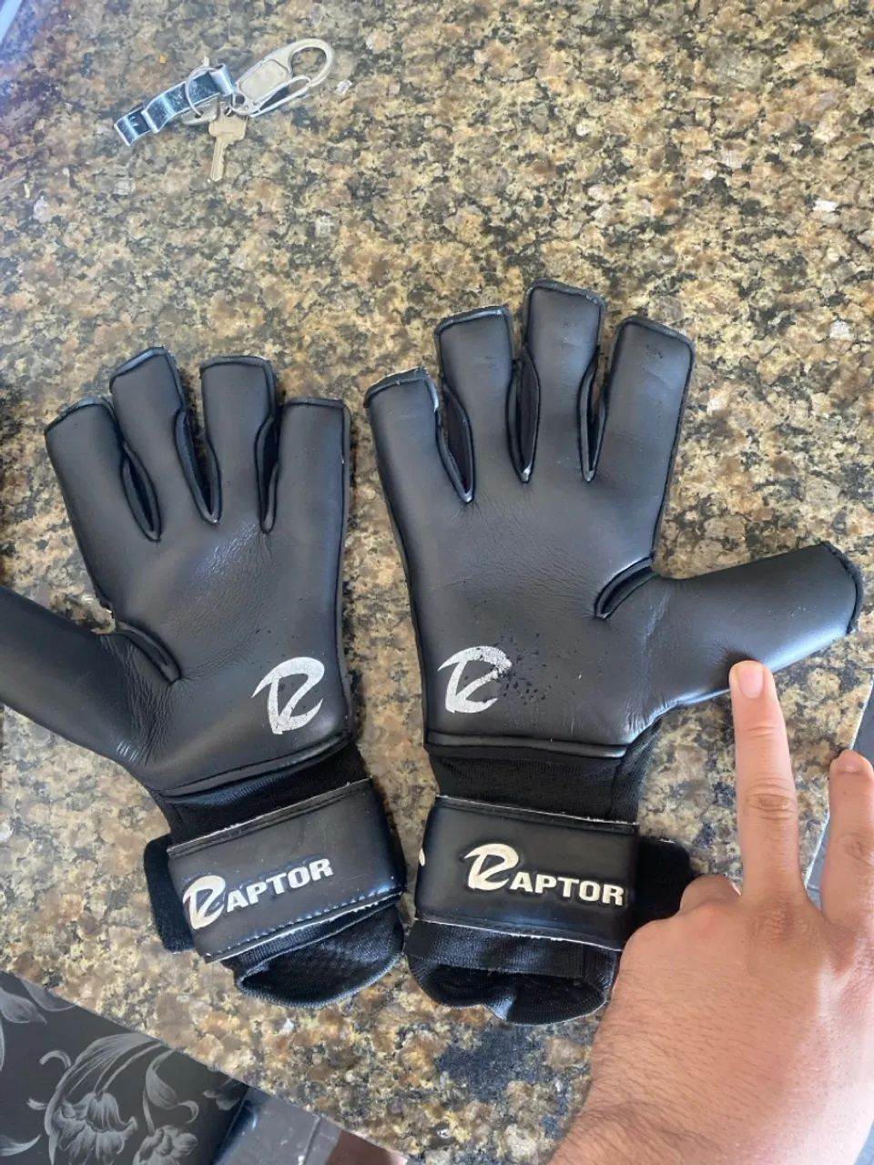 Luva de goleiro  - Foto 2