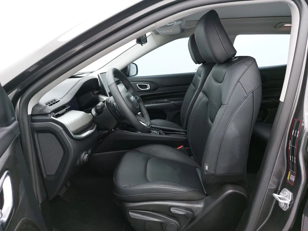 Jeep Compass LONG. T270 1.3 TB 4x2 Flex Aut., foto 16 de 18