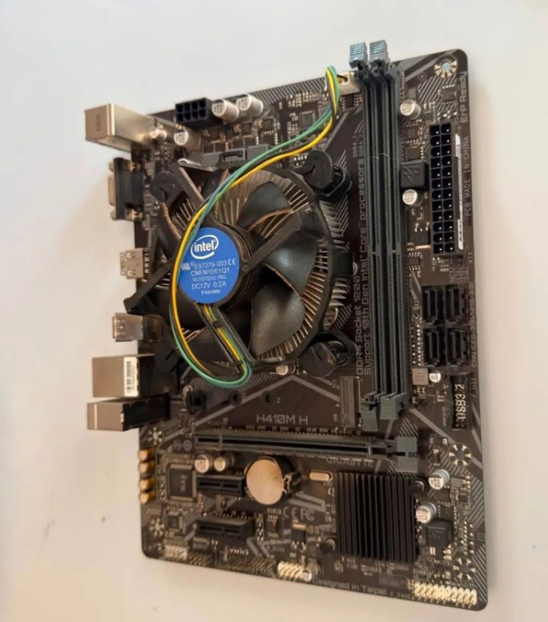 Placa H110 e I5 7400