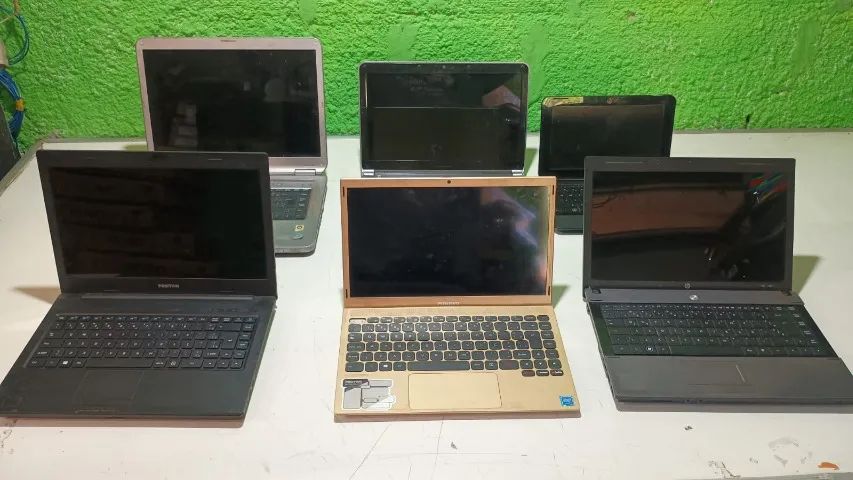Lote de notebook e teclados de pc (Ref 14)