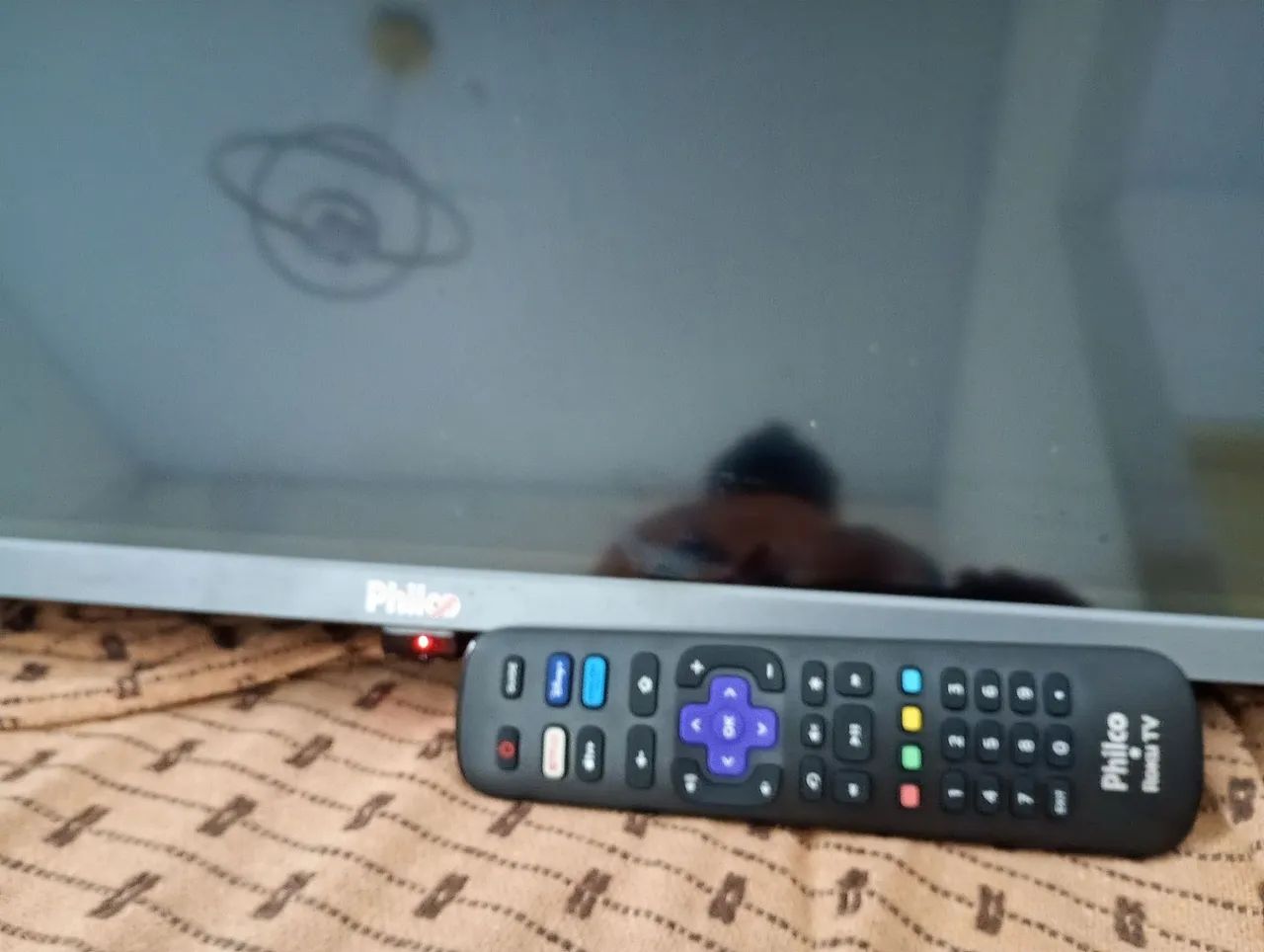 TV Philco 32 polegadas Roku  - Foto 2