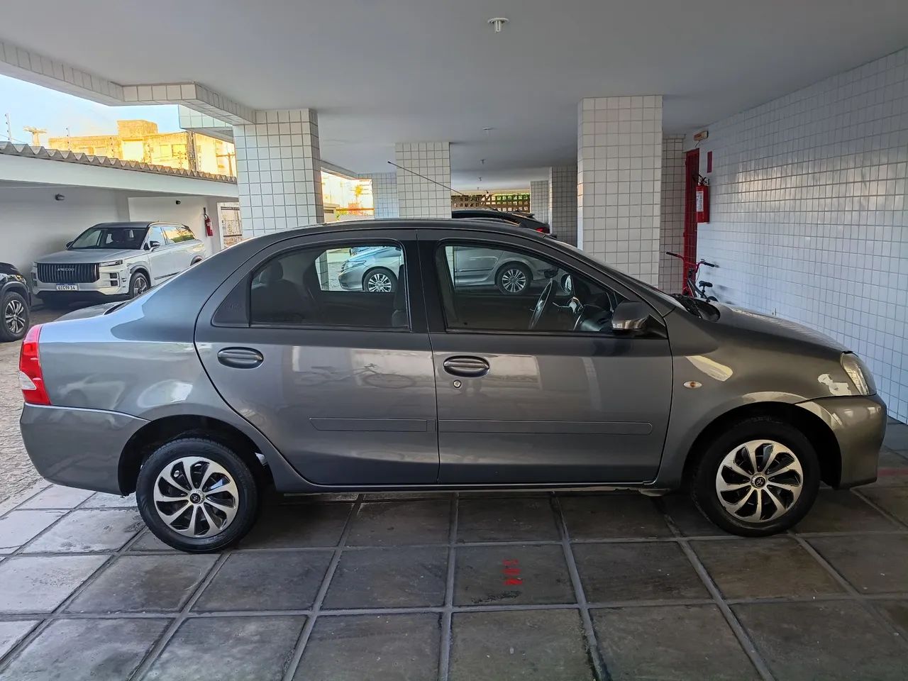 Toyota Etios ETIOS X Sedan 1.5 Flex 16V 4p Mec. 2015