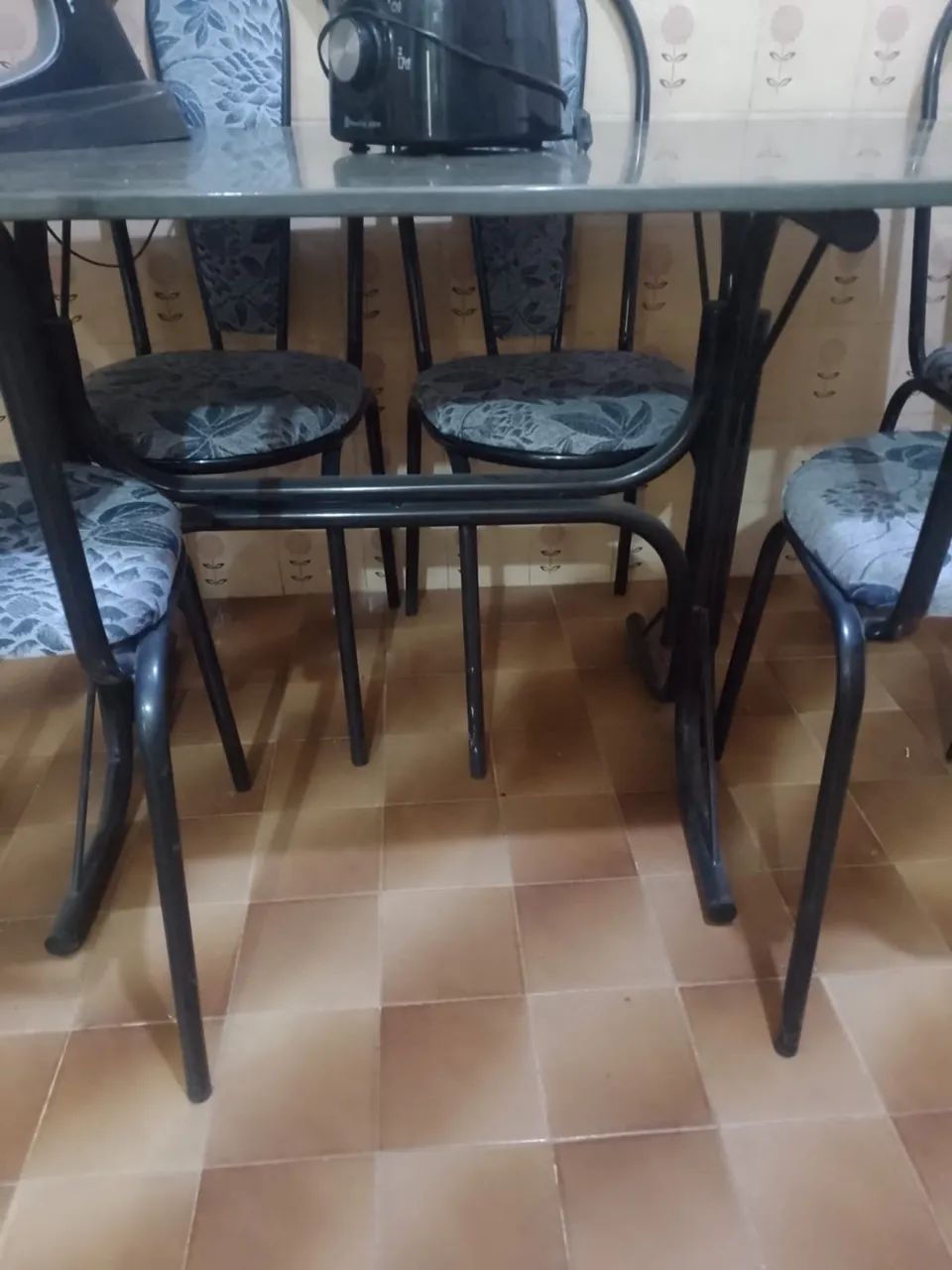 Mesa de Ardósia com 6 cadeiras  - Foto 2