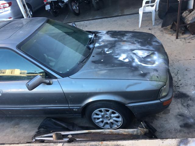 Pecas Audi A80 1995 SUCATA com motor e caixa de macha no lugar !! - Foto 6