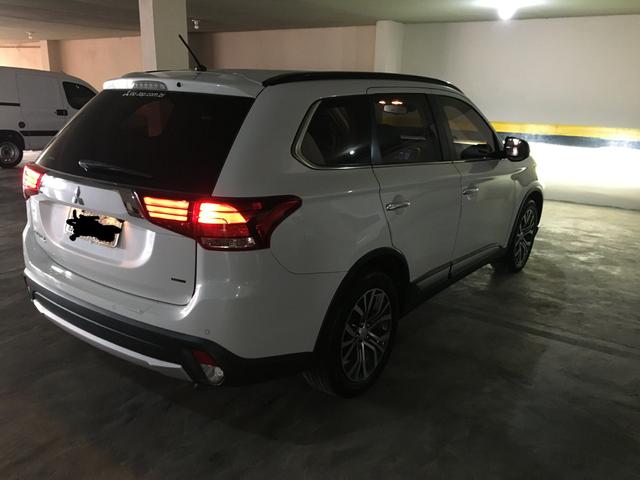 Outlander 2016 - 7 lugares - top de linha - diesel