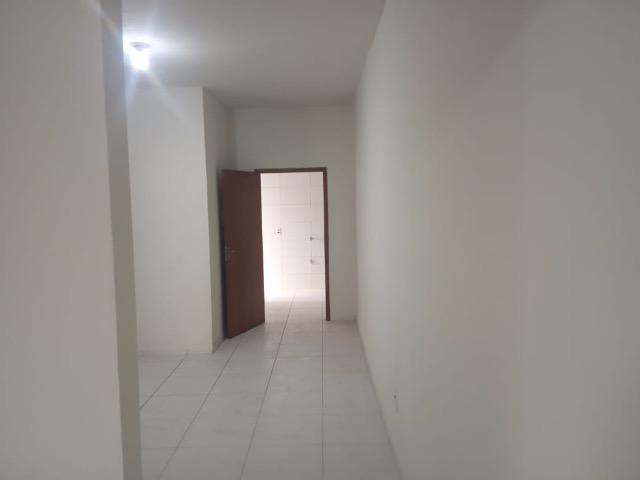 Casa com 2 dormitórios + Salão comercial - Foto 4
