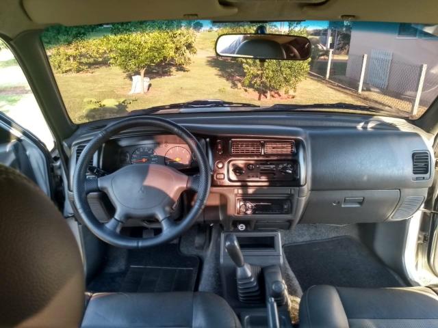 Vendo caminhonete l200 - Foto 2