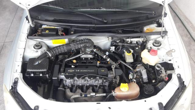 Prisma 1.4 2010 c/gnv completão - Foto 10