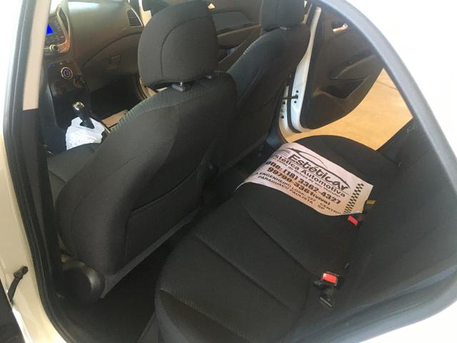 HB20 1.6 Comfort plus 2015 - Foto 7
