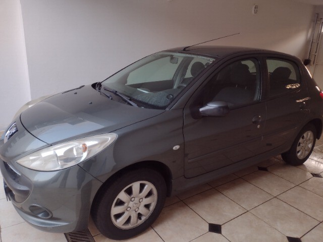PEUGEOT 207 1.4 COMPLETO