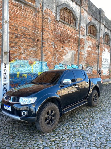 MITSUBISH L200 TRITON HPE 2013