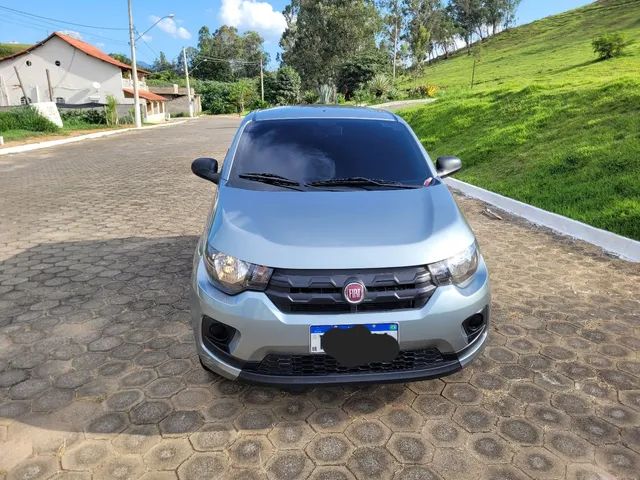 Fiat mobi easy on 2017 , possui leilão 