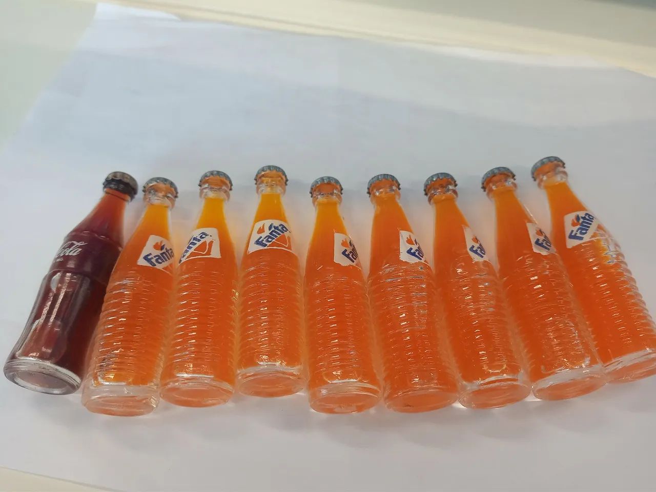 Miniatura década de 80 Fanta e Coca Cola  - Foto 3
