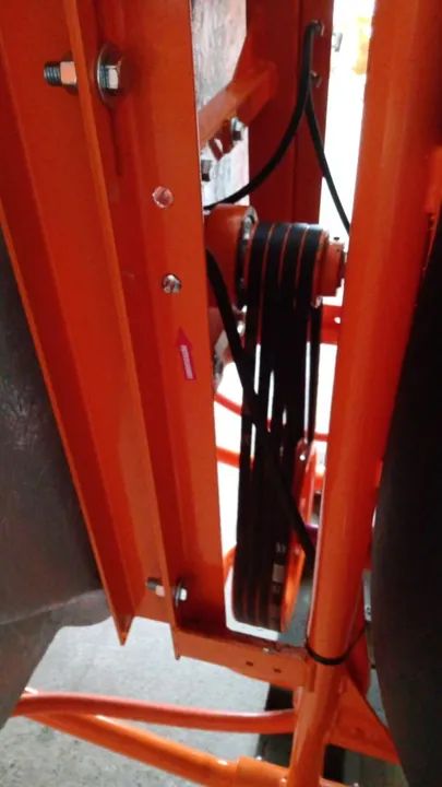 Pulverizador com turbina 400 litros - Foto 5