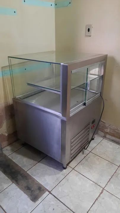 Vitrine de produtos resfriados 