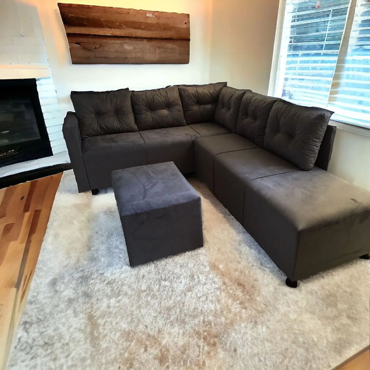 Sofá de canto Medindo1.87/2.40 bem espaçoso produtos novos garanta já o seu!