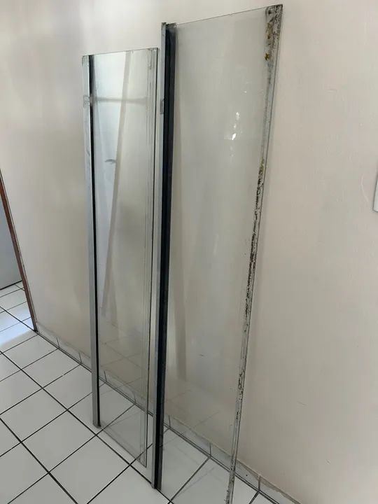 2 glasses 64374973761026120