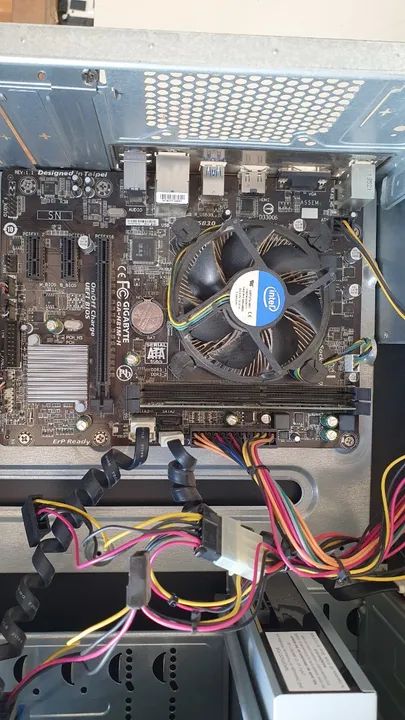 Kit intel 4 gen placa gigabyte h81m + I54590 + 8gb ram - Foto 5