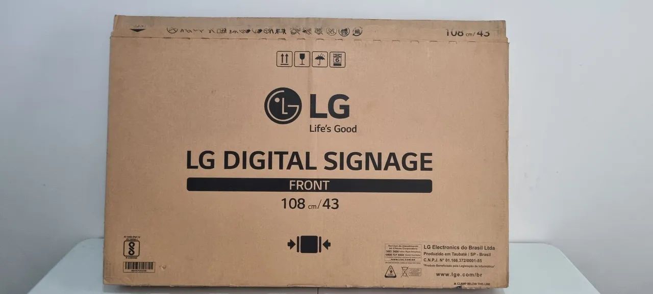 LG DIGITAL SIGNAGE 108cm/43 R$2.000