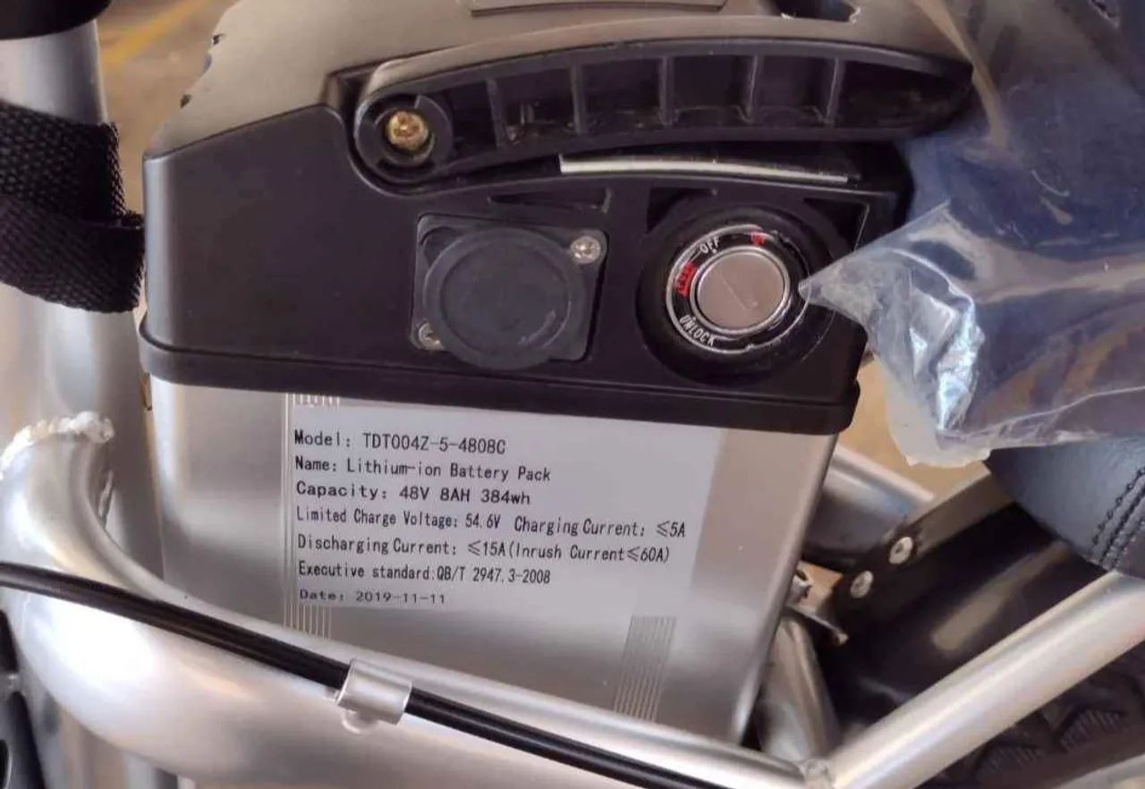 Bicicleta Elétrica Dobrável - Nova - Foto 4