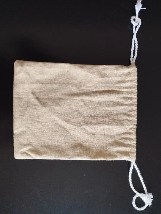 Bolsa de pano com fechamento em cordão, nova - Foto 3