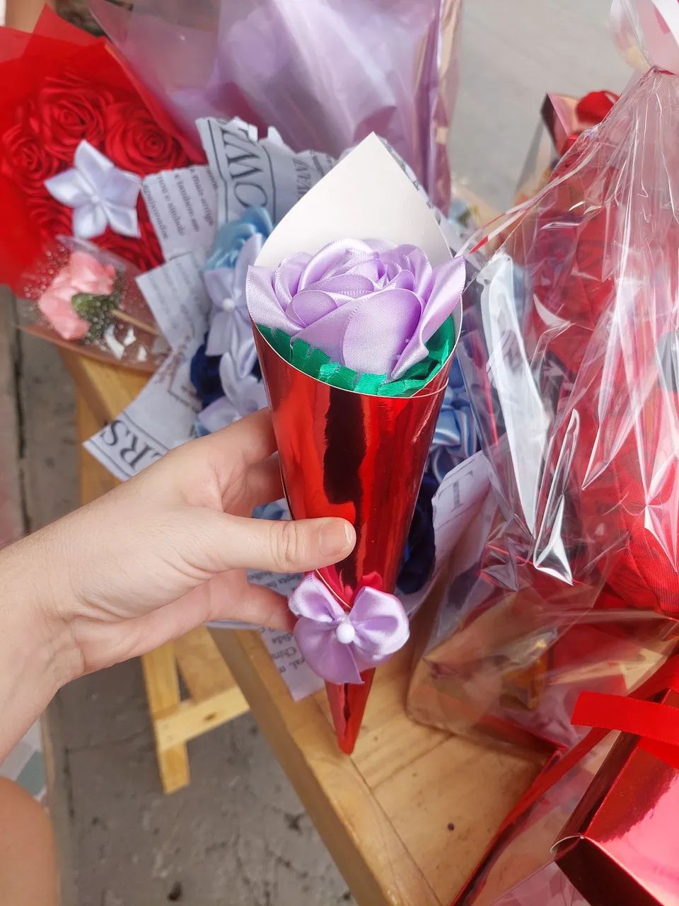 Buquê de Rosas Eternas - Presentei com Amor! - Foto 2