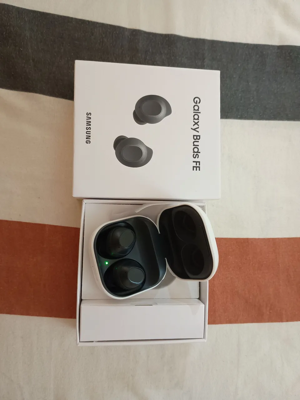 Samsung Galaxy Buds FE - Novo