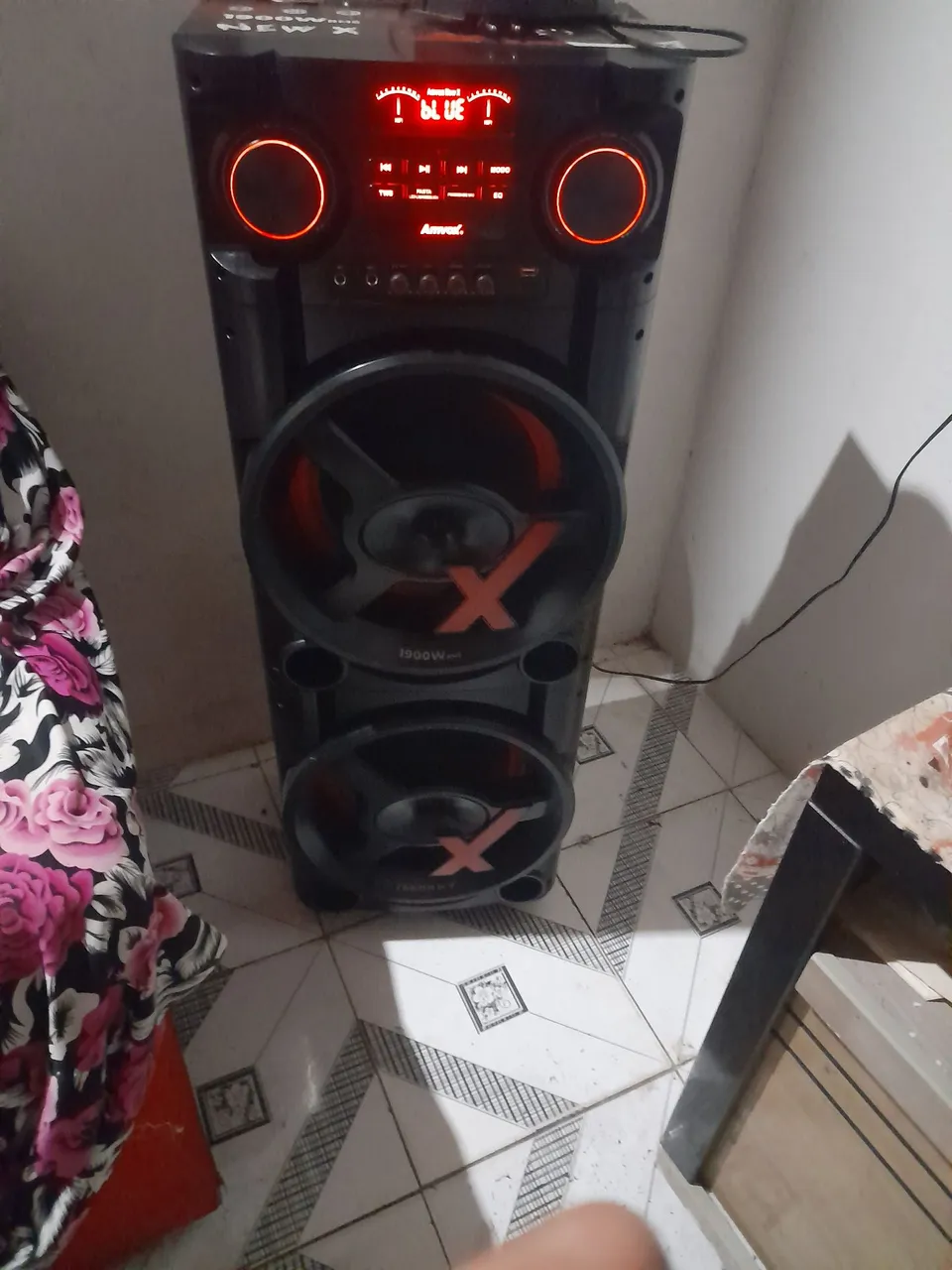 Caixa de Som Amplificada New X 1900W - Bluetooth