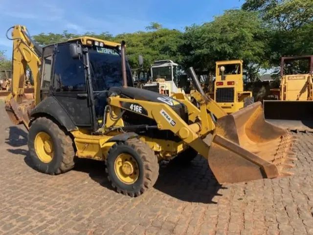 Retroescavadeira Caterpillar 2014 (Transferência de divida) - Foto 5