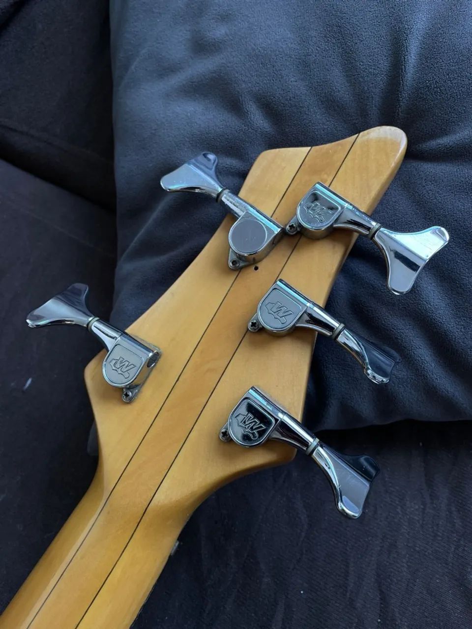 Baixo Elétrico 5 Cordas64306741591937123