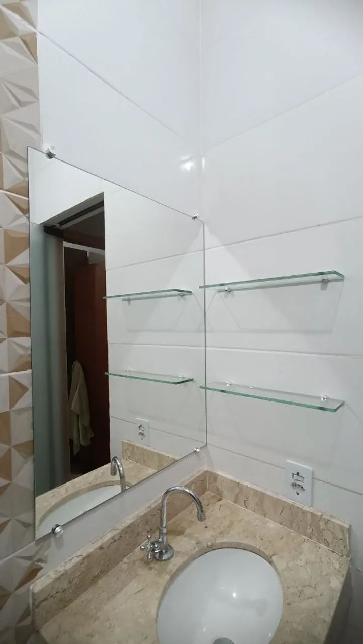 Espelho de banheiro com prateleiras de vidro top - Foto 2