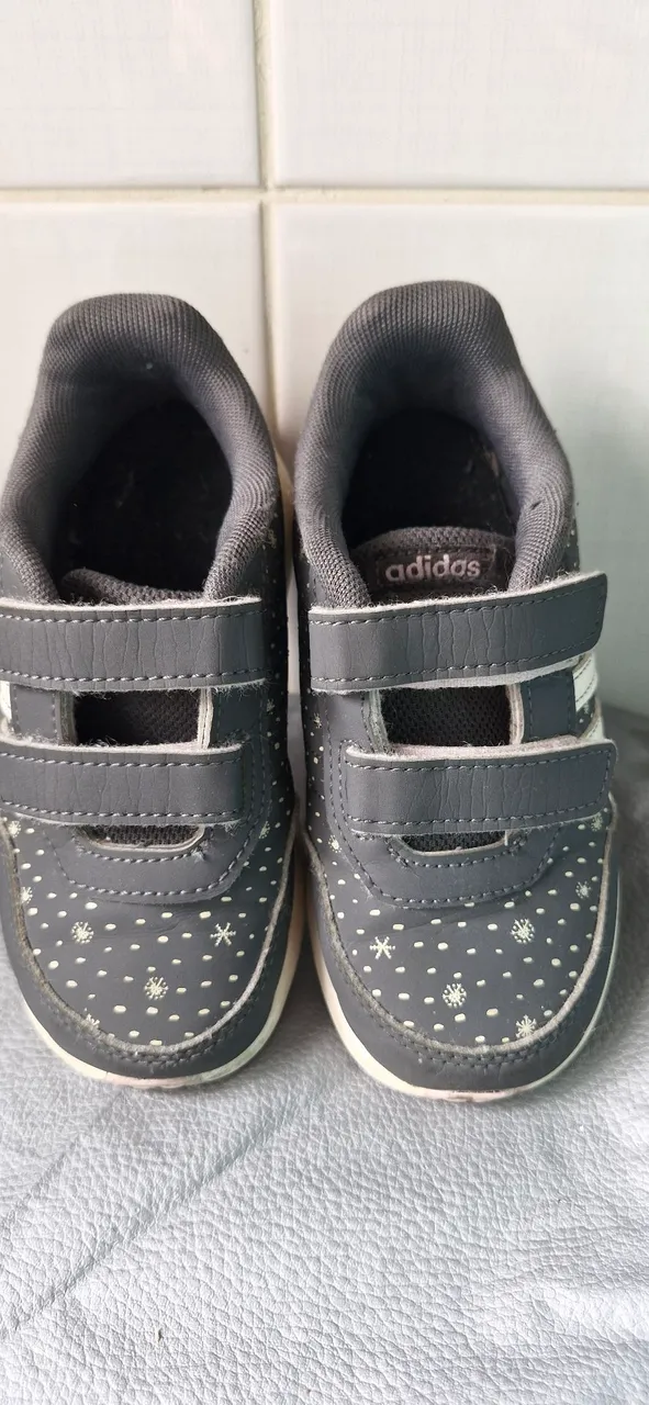 Tênis Adidas infantil