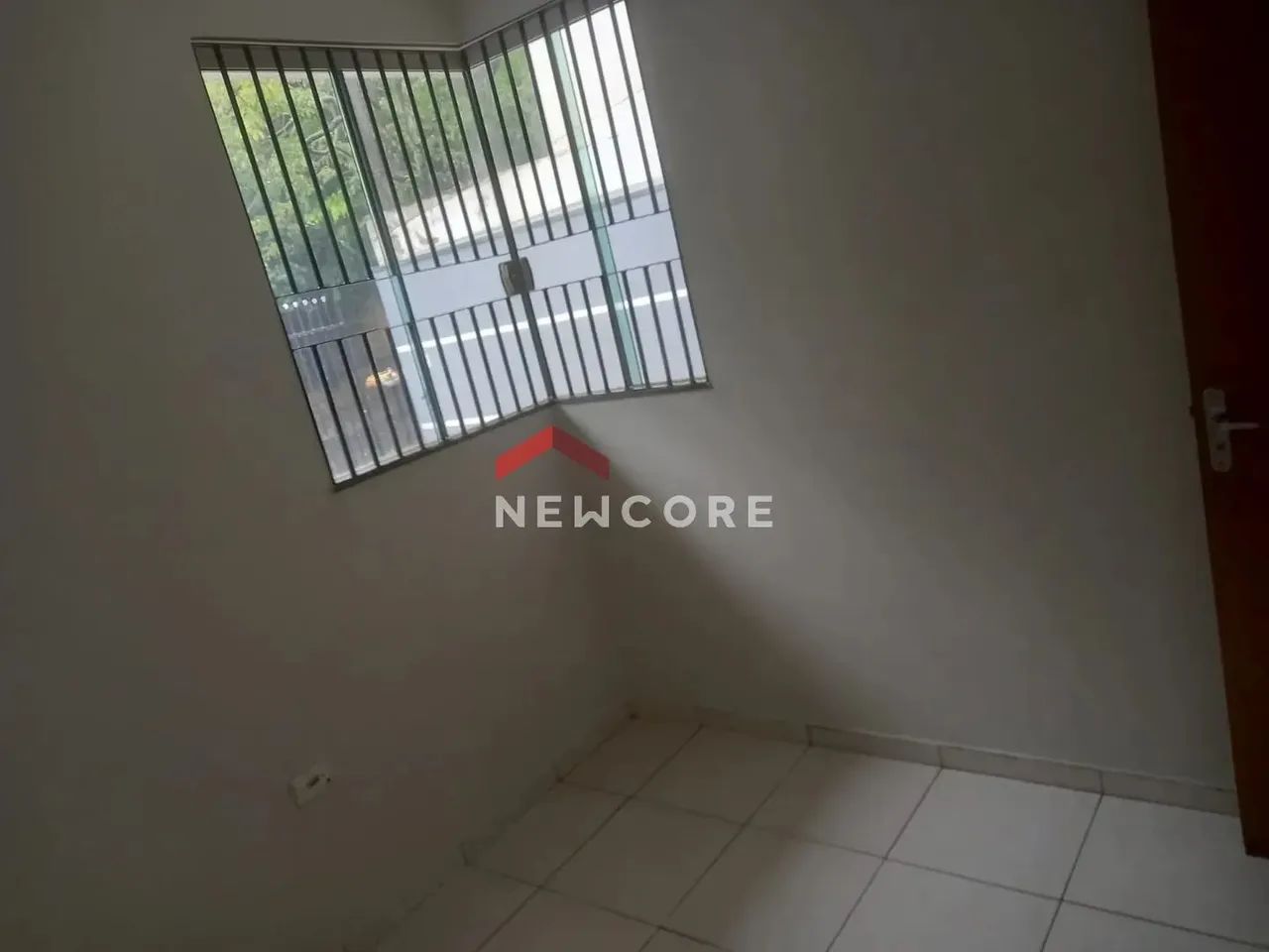 Casa em Rua Pedro Leite de Oliveira - Jardim Andrade - Maringá/PR - Foto 4