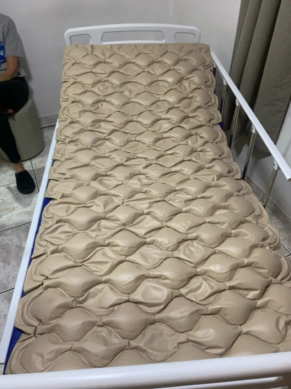 Colchão pneumático DELLAMED seminovo