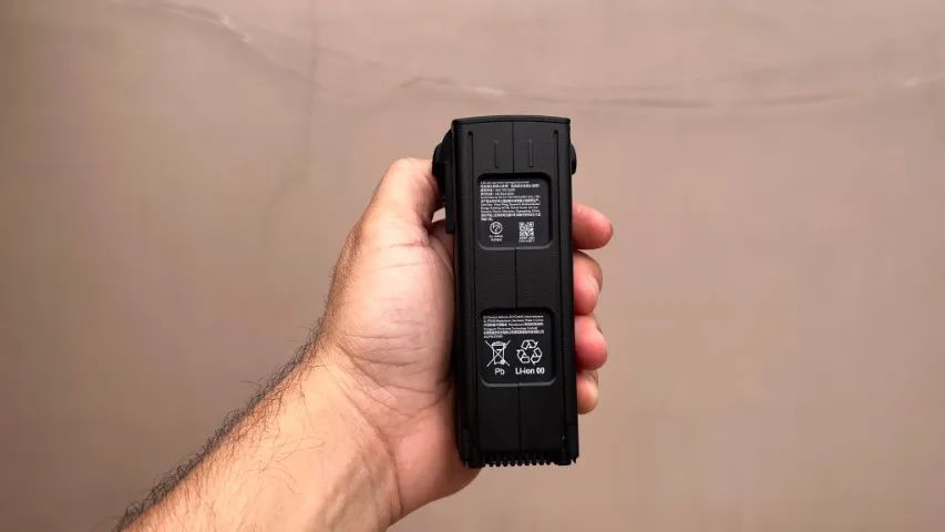 Bateria Dji Mavic 3 (Classic, Pro E Cine) - Seminova Com Apenas 13 Ciclos - Foto 2