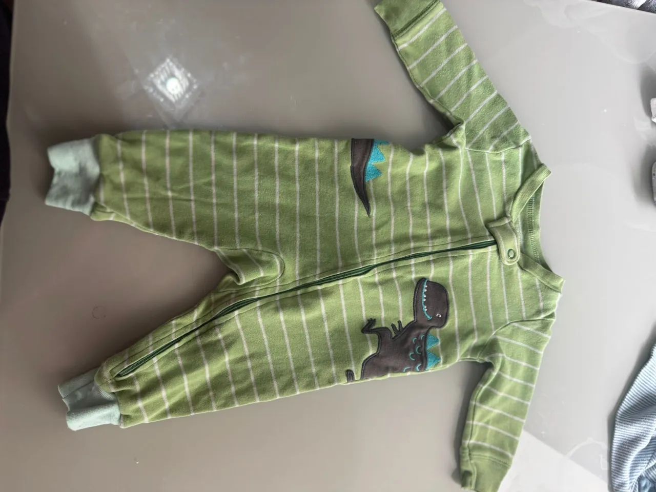 Roupas bb carters e entre outras . - Foto 4