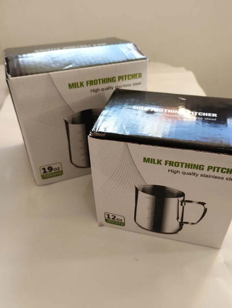 kit 2 leiteira jarra inox 350, 600ml (cremeira) pitcher Barista com marca das quantidades.