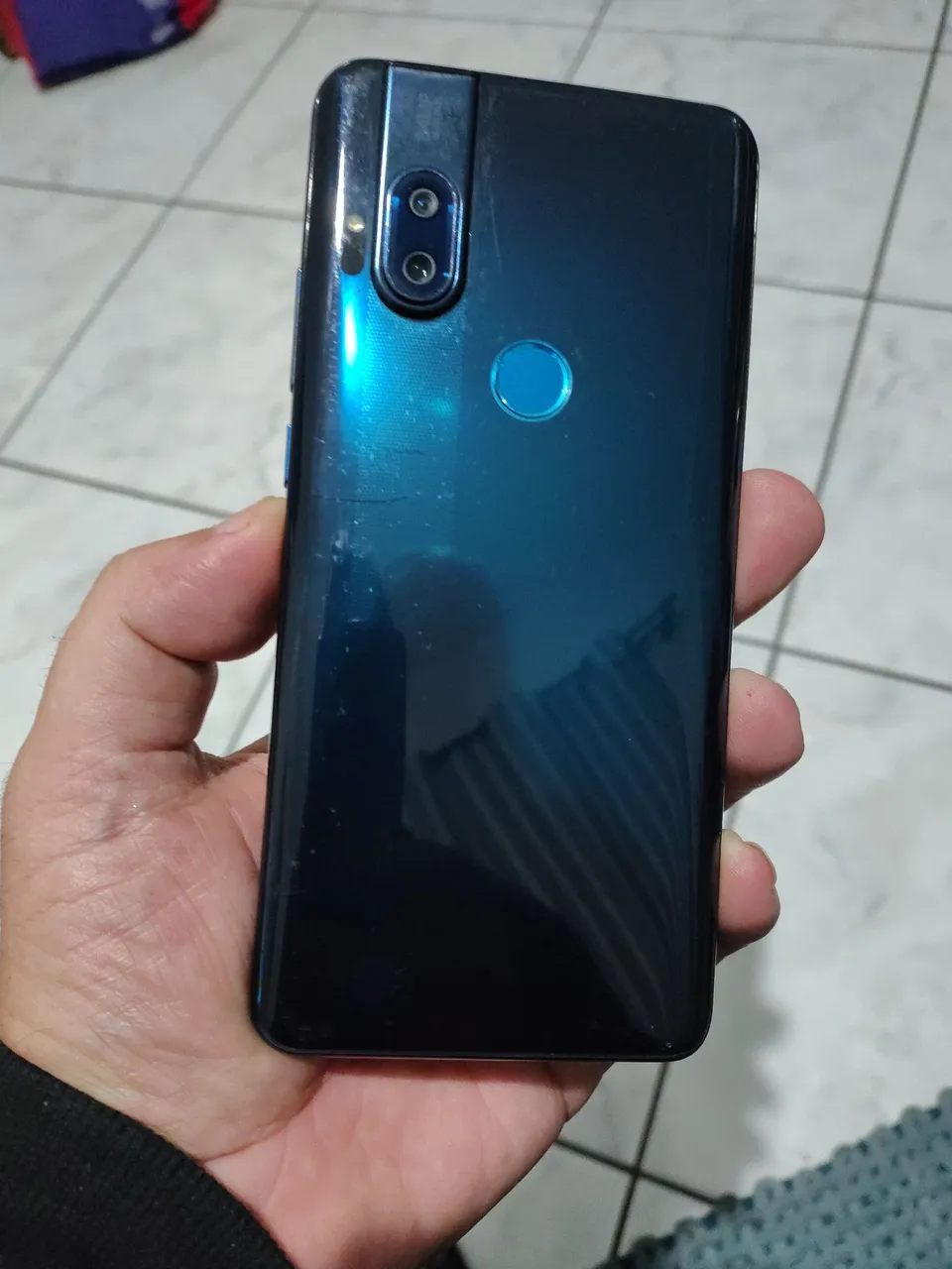 Motorola One hyper