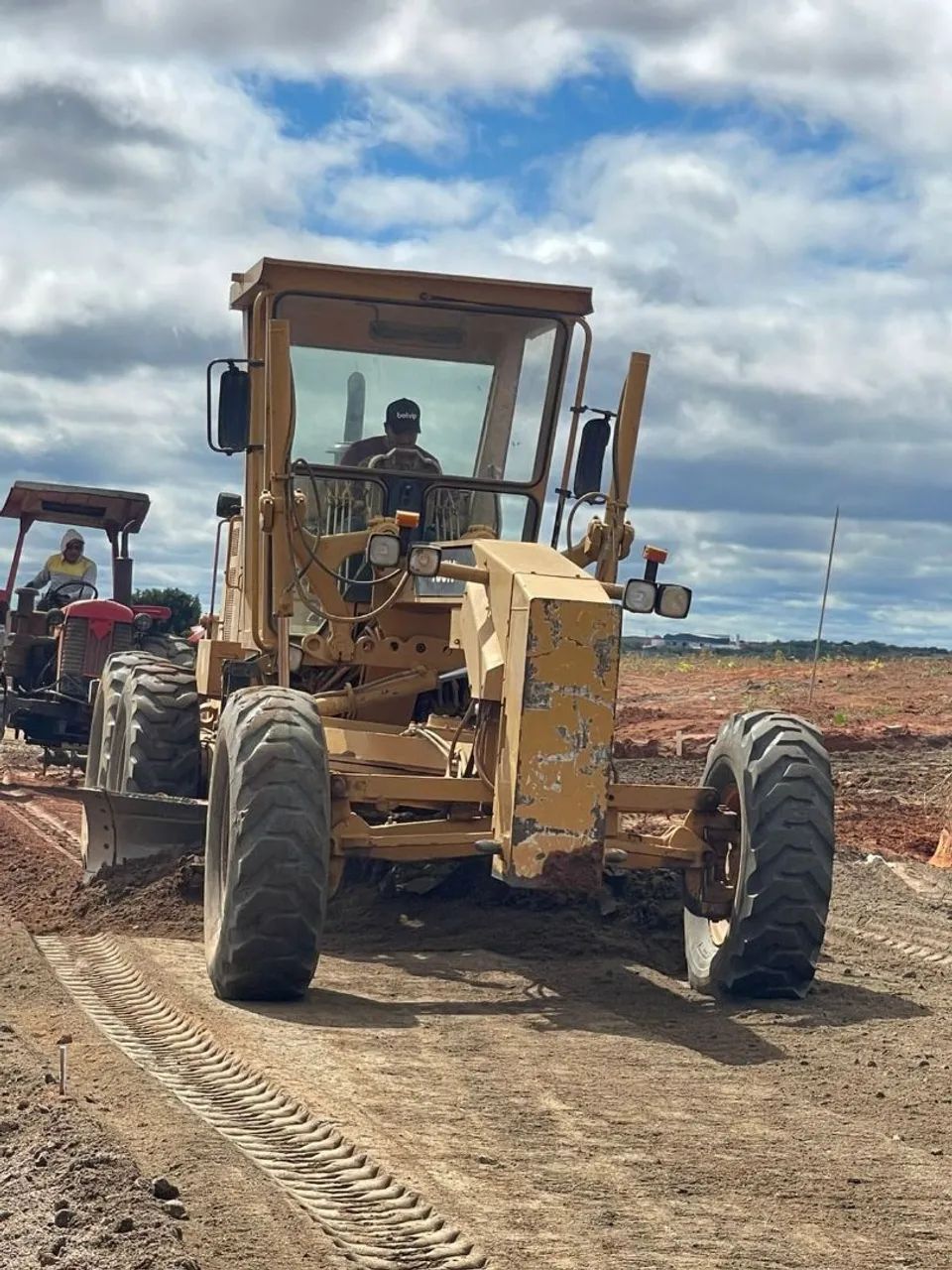 Motoniveladora CAT 135H - Foto 2