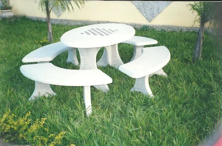 Conjunto Mesa Oval 1,38m com 4 bancos curvos - Foto 2