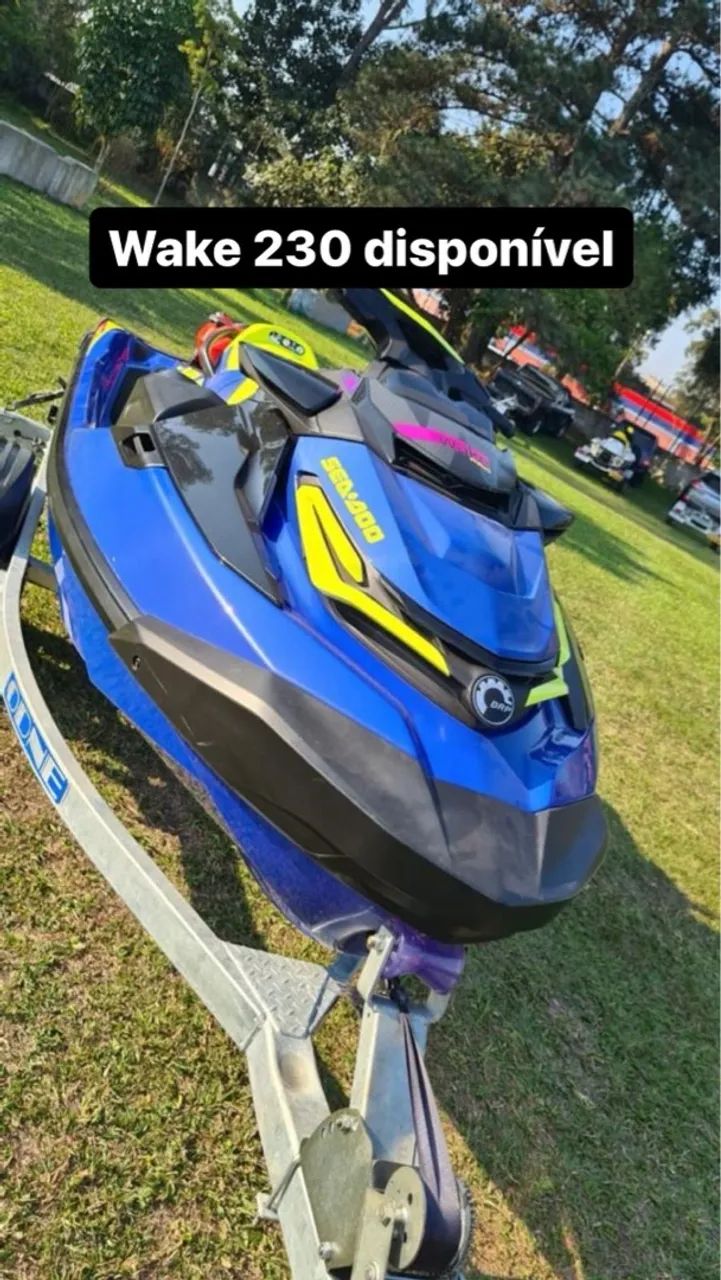Jet ski Wake 230