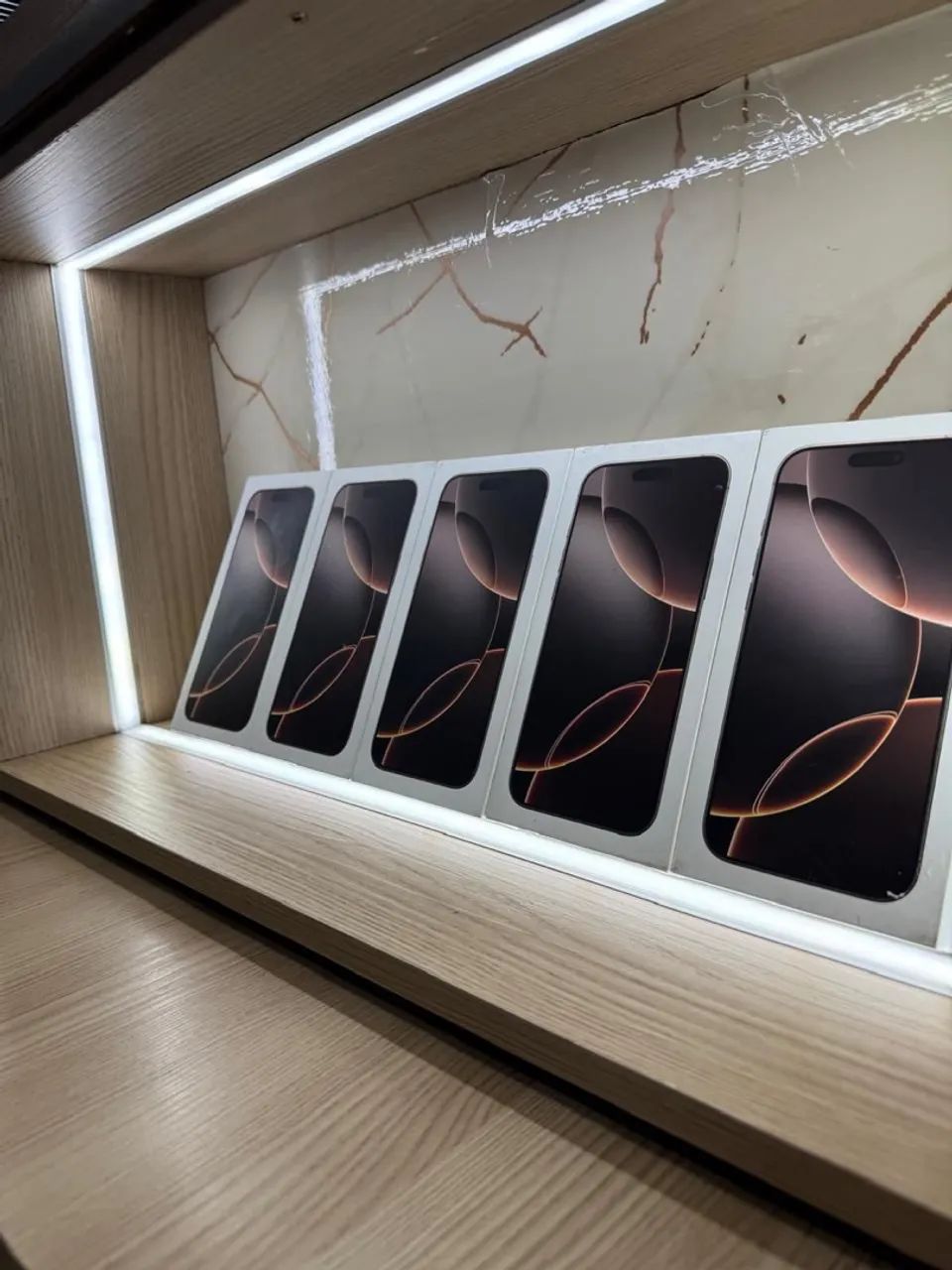 IPHONE 16 PRO MAX 256GB TODAS AS CORES