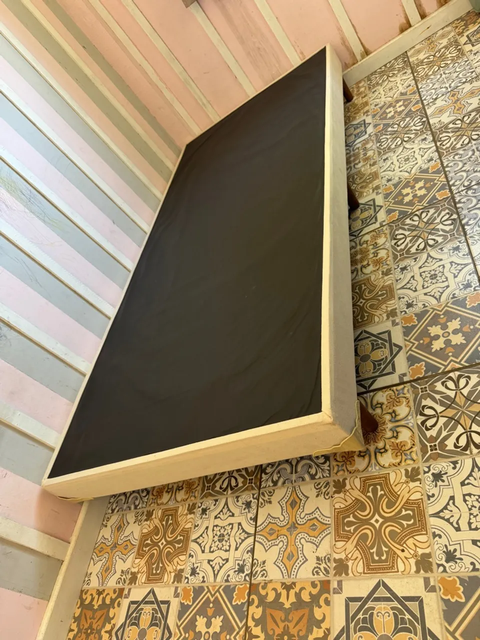 Base box solteiro slim