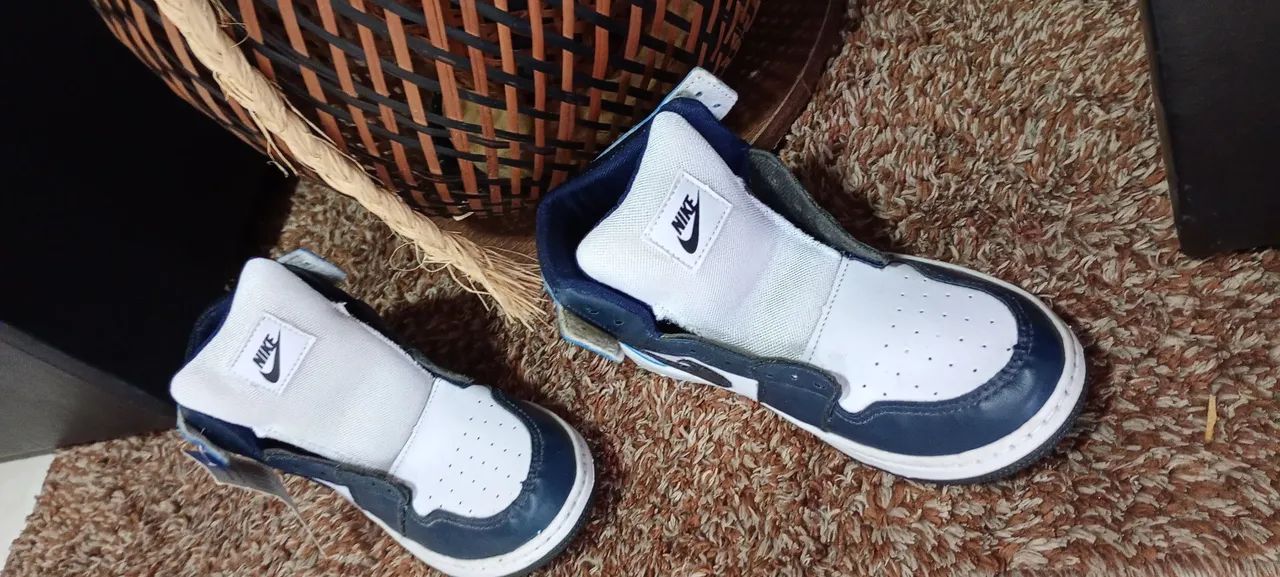 Tênis Jordan Azul e Branco - Foto 3