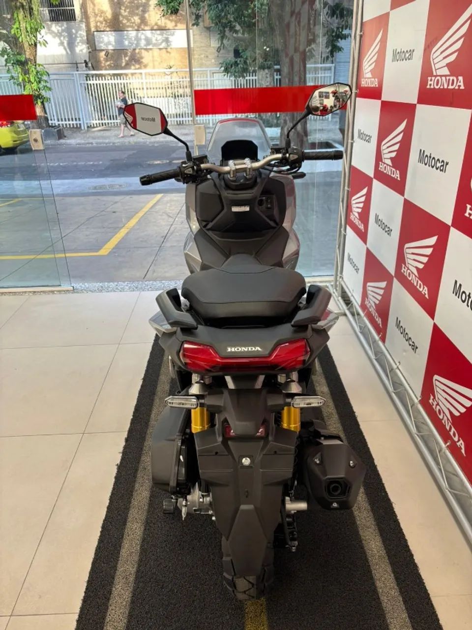 ADV 160 HONDA  - Foto 5