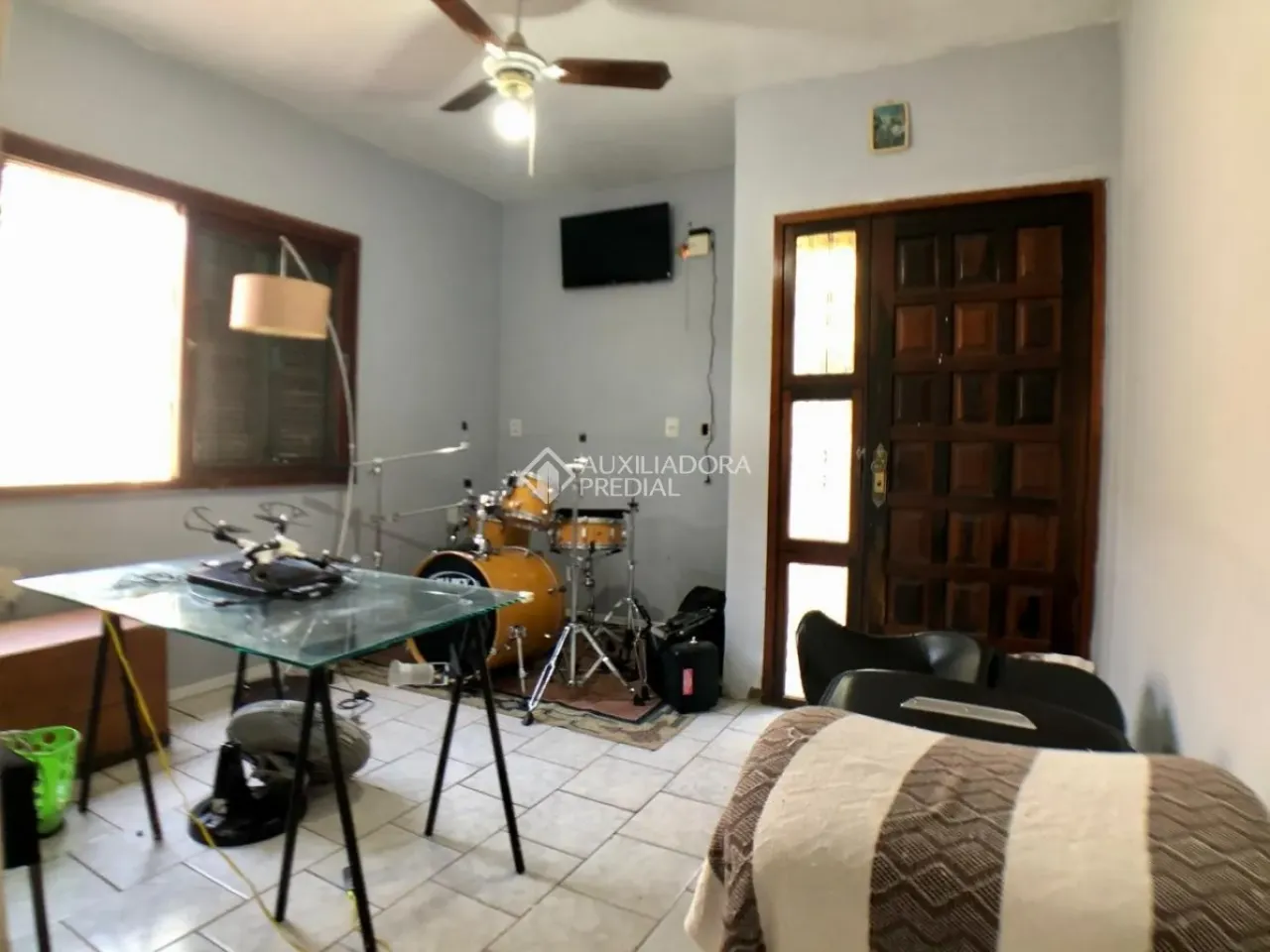 Casa residencial à venda no Jardim Sabará com 150 m² e 2 dormitórios/quartos.